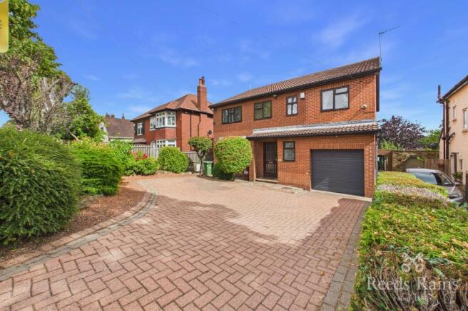 4 bed Detached for sale Image 6