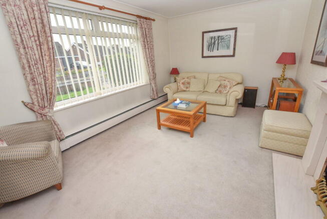 Does Meadow Road, Bromborough photo 4