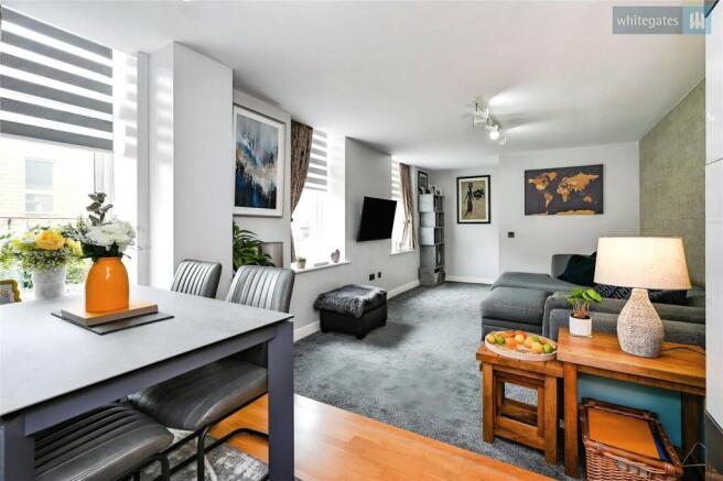 2 bed Apartment for sale Image 8