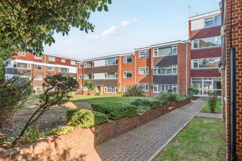 Deer Park Close, Kingston Upon Thames, KT2
