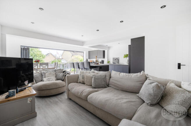 e1fd89da-74cc-459...