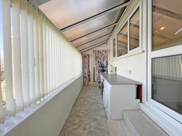 Dayton Close 51 Sun Room 0.jpg
