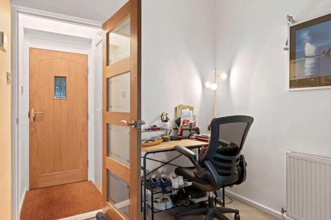 2 bed Flat for sale Image 12