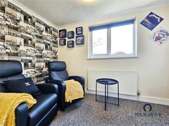 Bedroom 5/Office