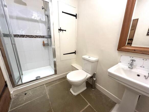 3 bed Semi-Detached for sale Image 12