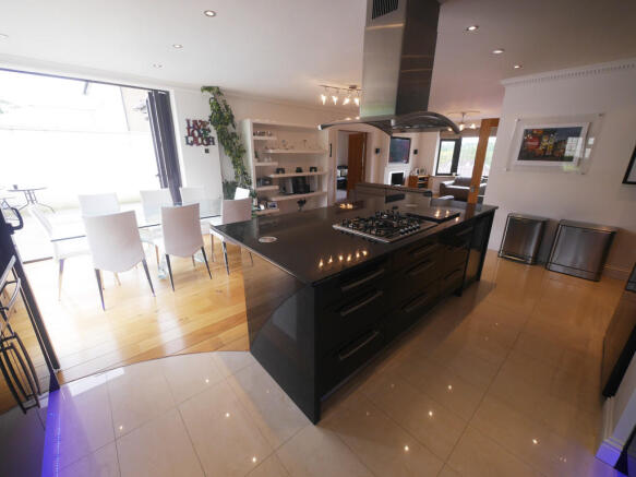 Kitchen diner