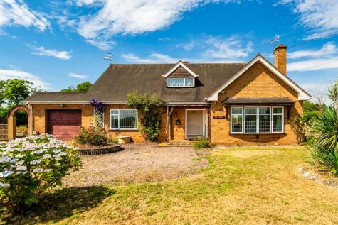 Crown East, Rushwick, WR2