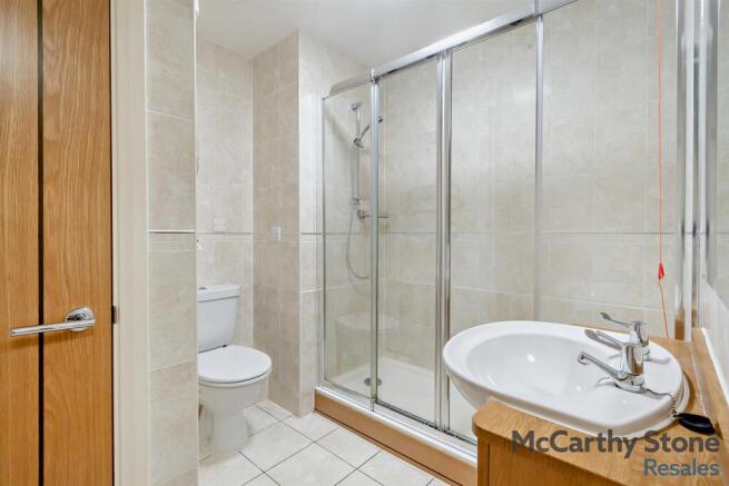 1 bed Apartment for sale Image 8