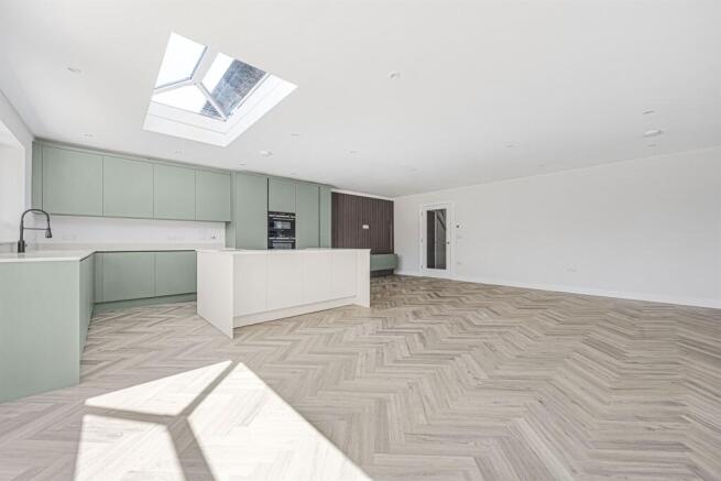 Kitchen/Dining/Famil