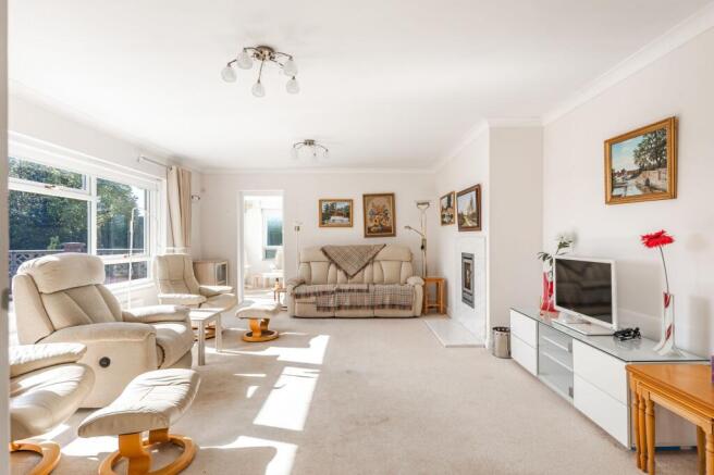 Detached Bungalow in Beetley with 0.5 Acres of Private Plot (STMS) photo 4