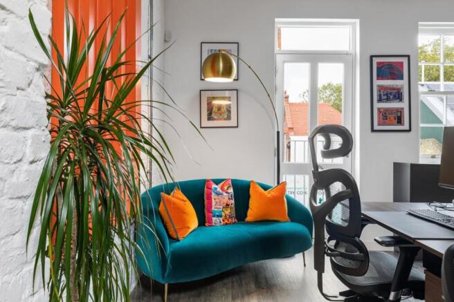 141020244_CSCS_Camerons Stiff offices 51 Lonsdal