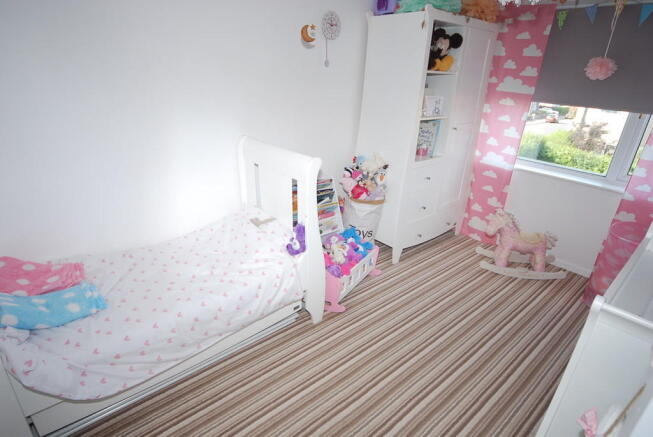 BEDROOM 2