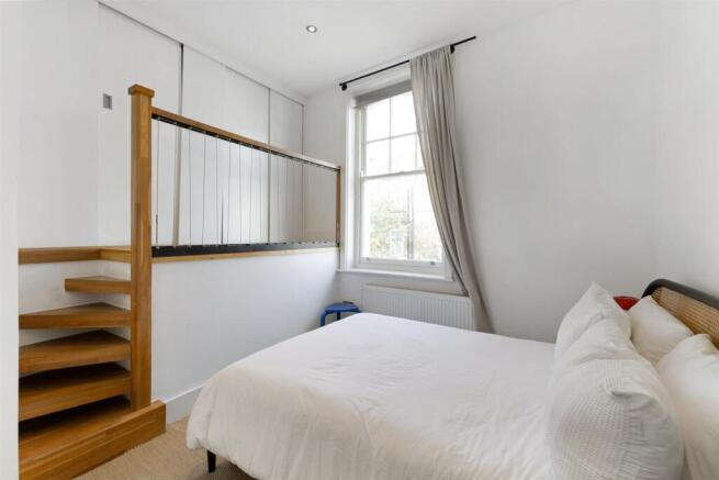 90853_Flat 1 51 Garfield Road (12)_low.jpg