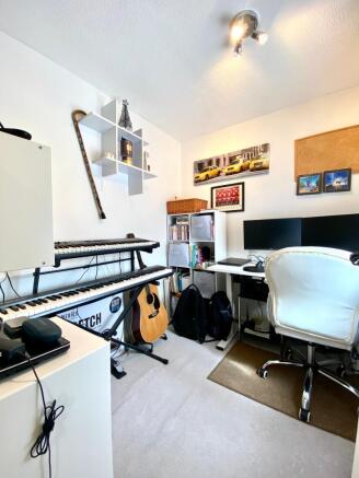 Photo 20