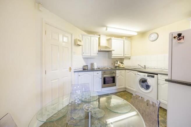 Kitchen/dining area