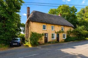 2, Thatched Cottages, Relubbus Hill, Penzance TR20 9EN