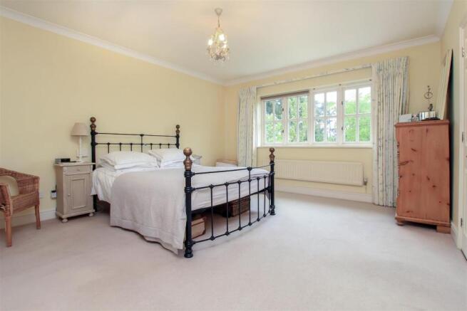 bedroom.jpg