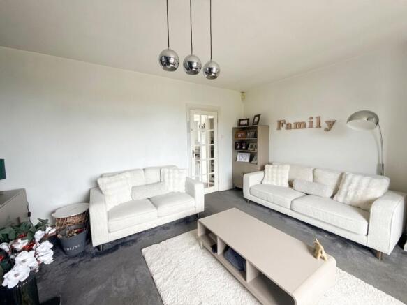 Oakenbank Crescent, Huddersfield, HD5 photo 5