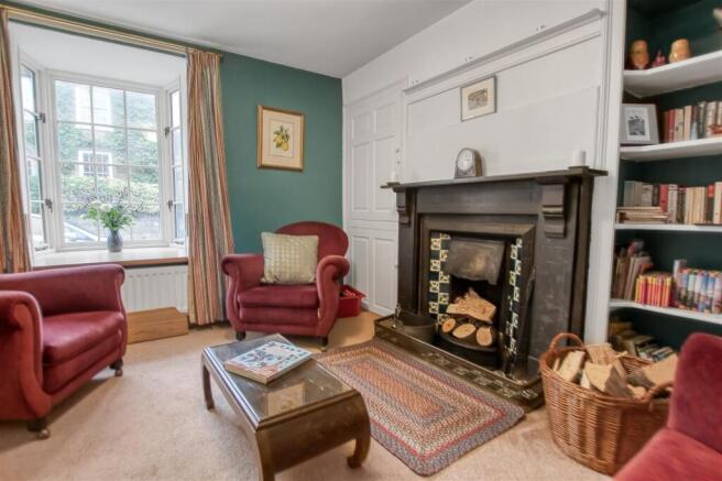 3 bed Terraced for sale Image 4