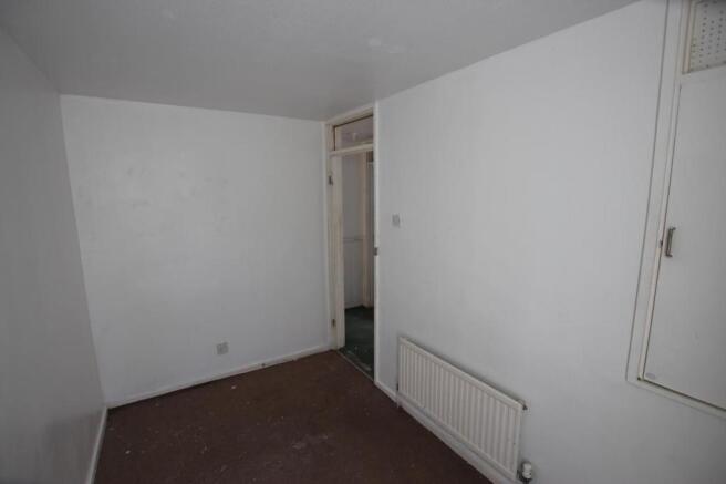 Johnpye property 28 Reigate Walk6.JPG