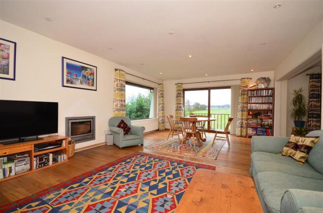 Lounge Area