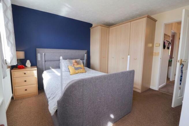 3 bed Link Detached House for sale Image 10