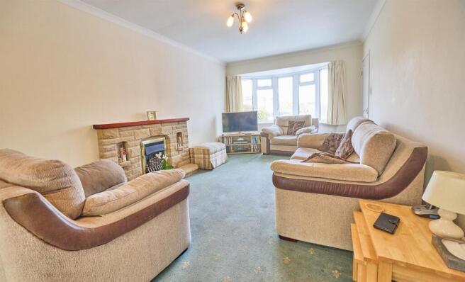 Lupin Close, BB 13.jpg