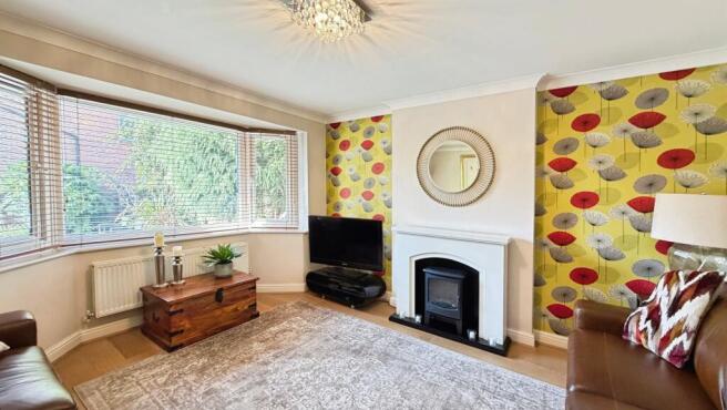 4 bed Detached for sale Image 8