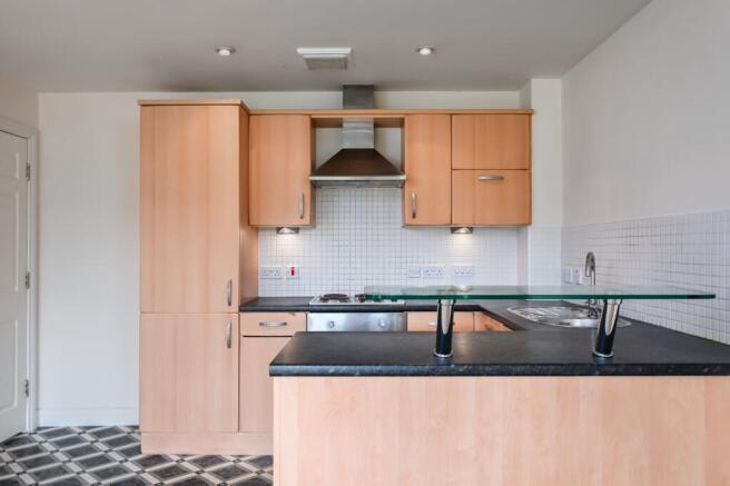 2 bed Flat to rent Image 4