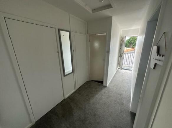 1 bed Flat to rent Image 5