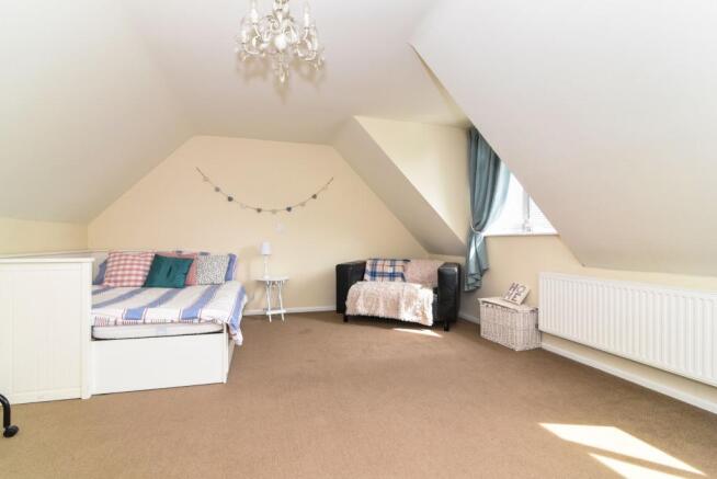 Bedroom/Office