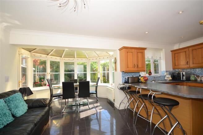 Kitchen/Breakfast Room