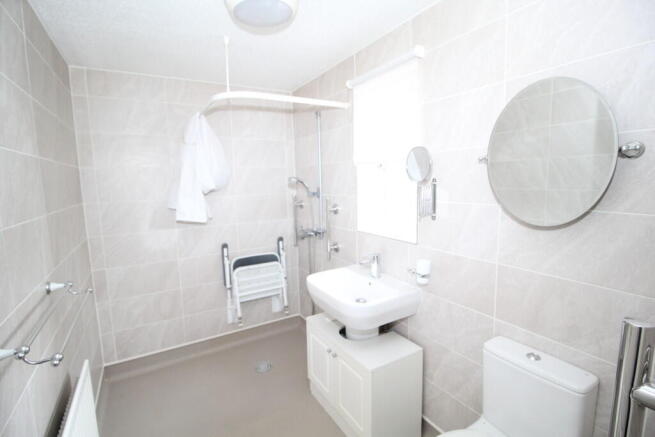 3 bed Town House for sale Image 11