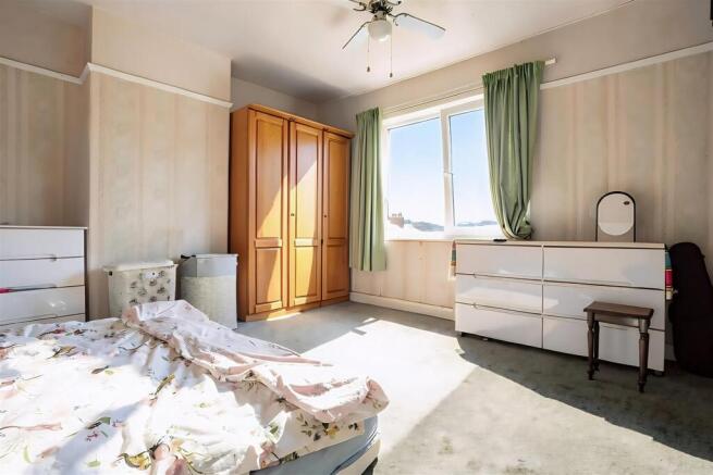 2 bed Semi-Detached for sale Image 11