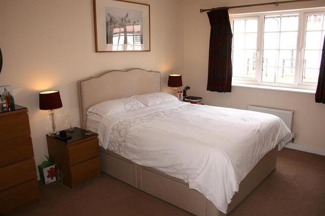 masterbedroom1b.JPG