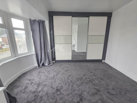 2 bed Semi-Detached to rent Image 9
