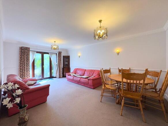 Reception/dining area