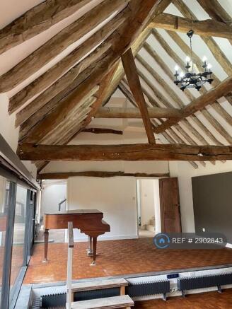 Piano Lounge 1