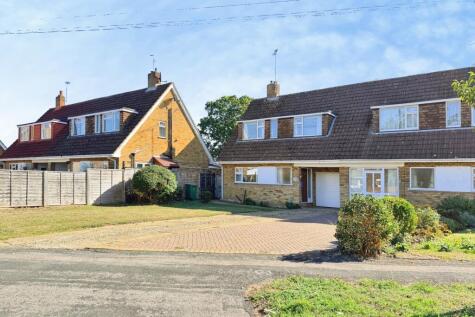 Anglesey Avenue, Farnborough, Hampshire, GU14