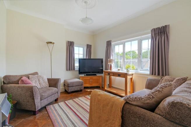 4 bed Semi-Detached for sale Image 8