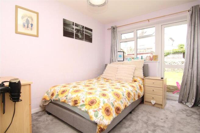 3 bed Semi-Detached for sale Image 9