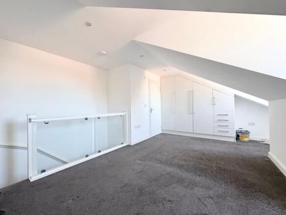 1 bed Apartment for sale Image 8