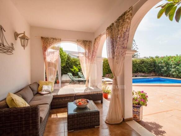 Covered terrace Villa Cala Blanca