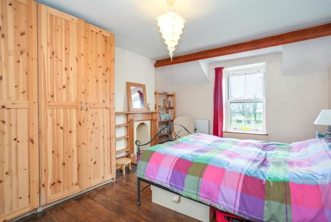 Master Bedroom 1.jpg