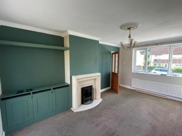 living room- photo 2