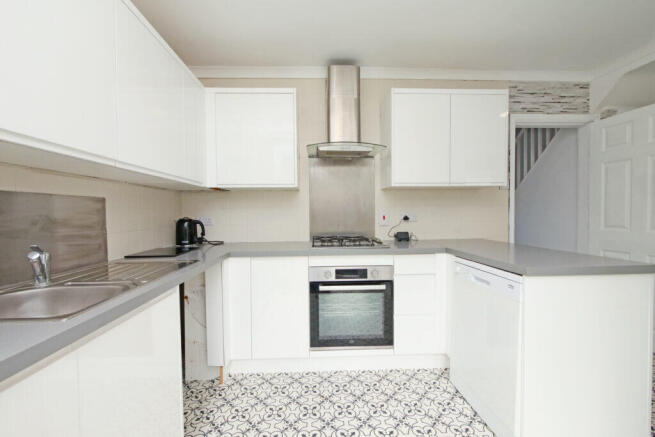 3 bed Terraced for sale Image 5