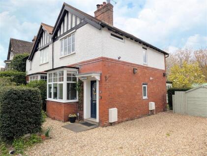 Magnolia Cottage, 50 Watling Street South, Church Stretton, SY6 7BQ
