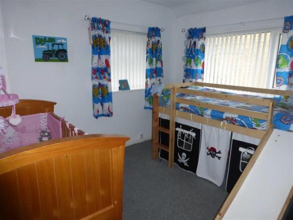BEDROOM 2