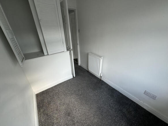 3 bed Semi-Detached to rent Image 12