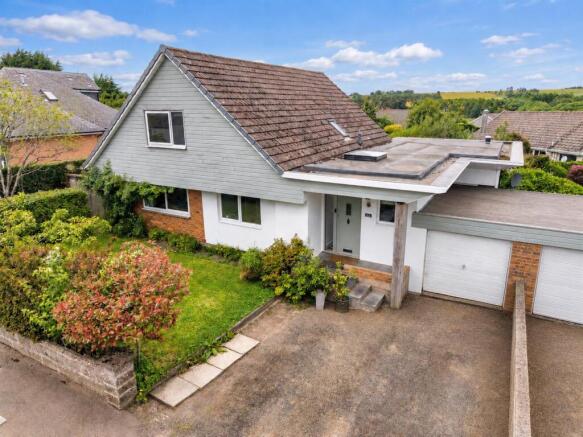 15 Hillhead Road Monikie-2.jpg